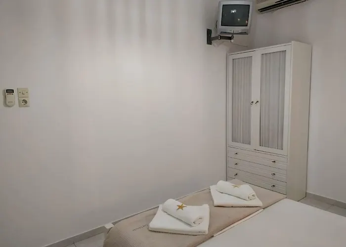 Andreas And Petrinela شقة *